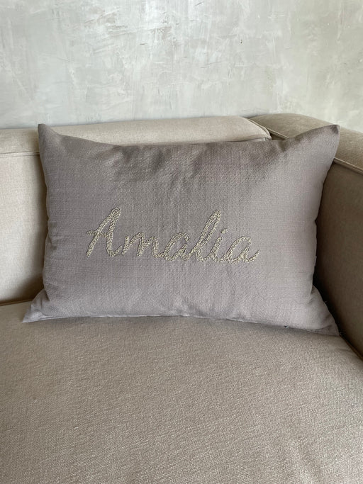 Coj&iacute;n Amalia  HUGGA  huggastore.myshopify.com Hugga Store