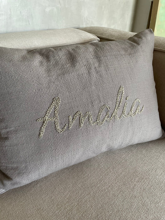 Coj&iacute;n Amalia  HUGGA  huggastore.myshopify.com Hugga Store