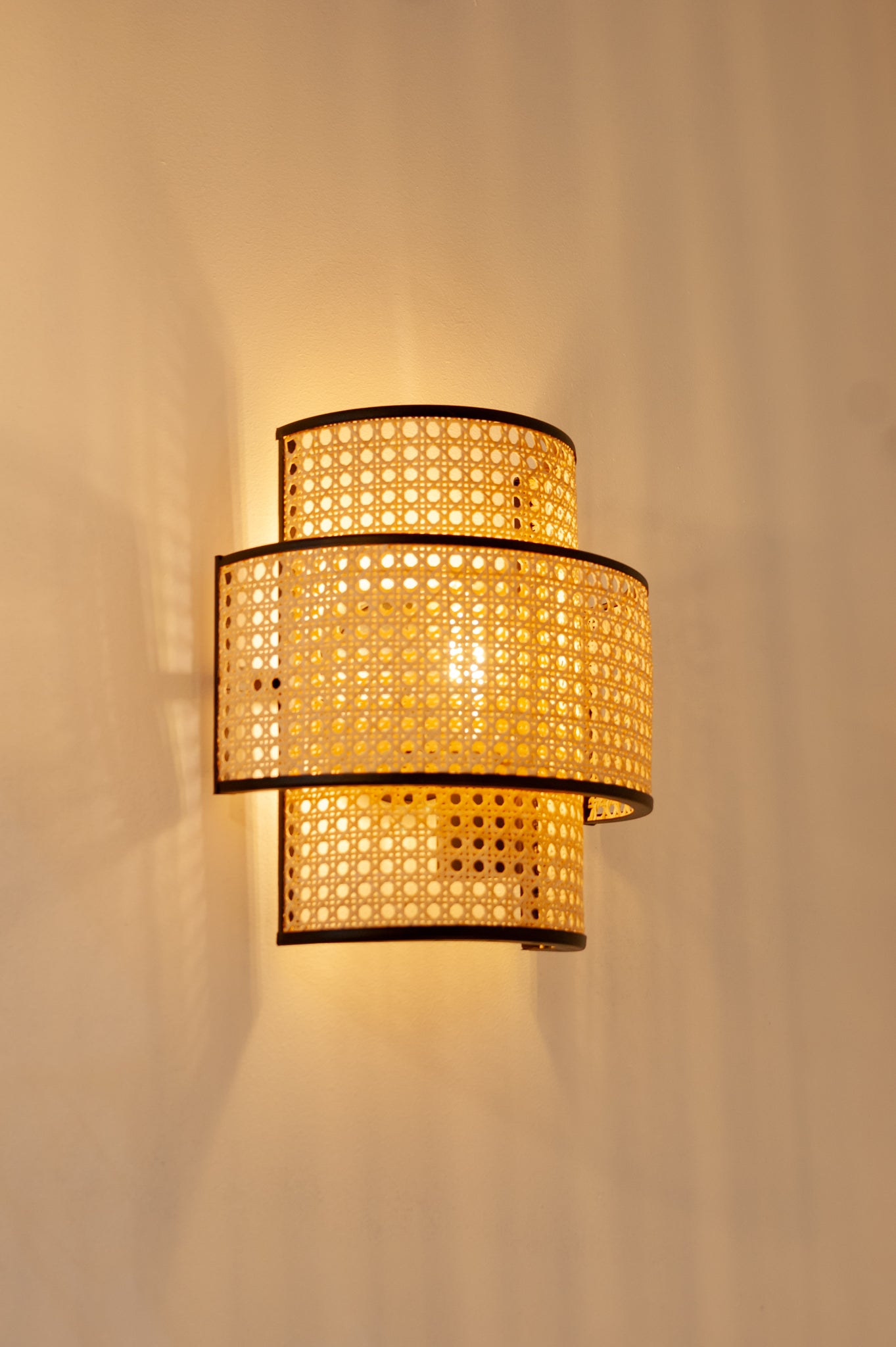Aplique Pared Canc&uacute;n  ilumeco lamparas huggastore.myshopify.com Hugga Store