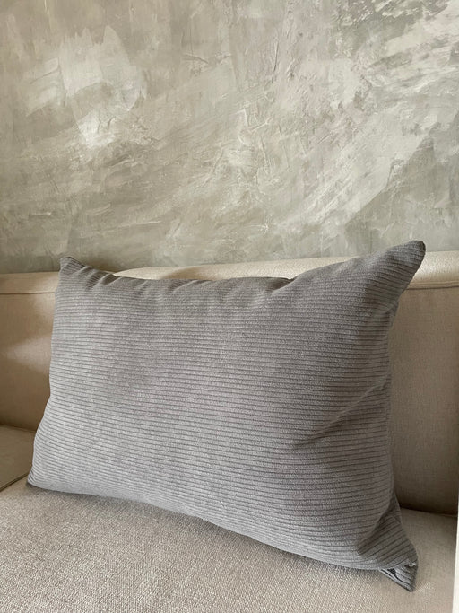 Coj&iacute;n Grey  HUGGA  huggastore.myshopify.com Hugga Store