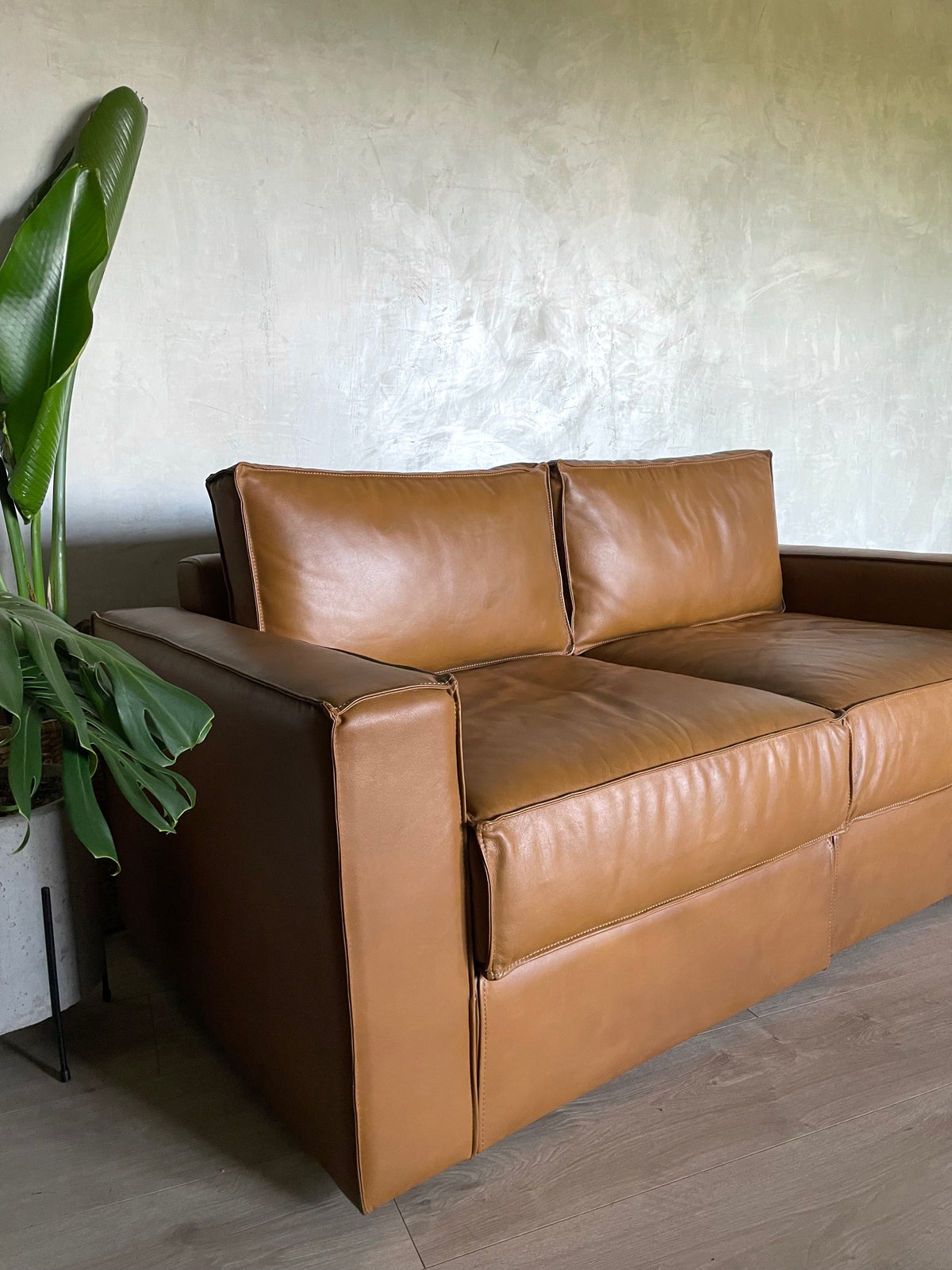 Sofás Modernos y Confortables HUGGA