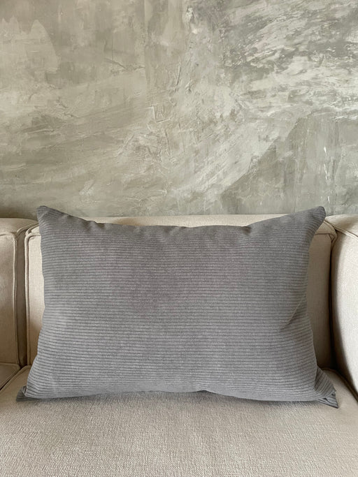 Coj&iacute;n Grey  HUGGA  huggastore.myshopify.com Hugga Store