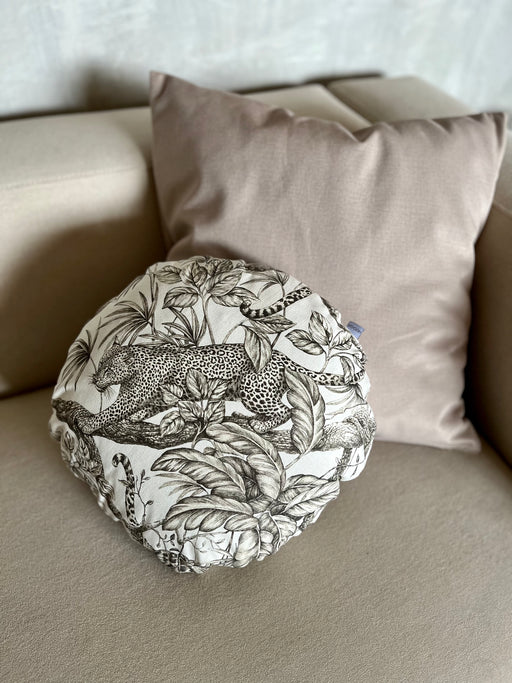 Coj&iacute;n Selva Redondo  HUGGA  huggastore.myshopify.com Hugga Store
